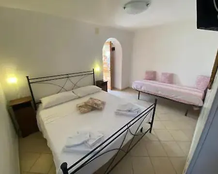 Adelaide Ceglie Messapica