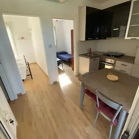 Adelaide 3* Ceglie Messapica